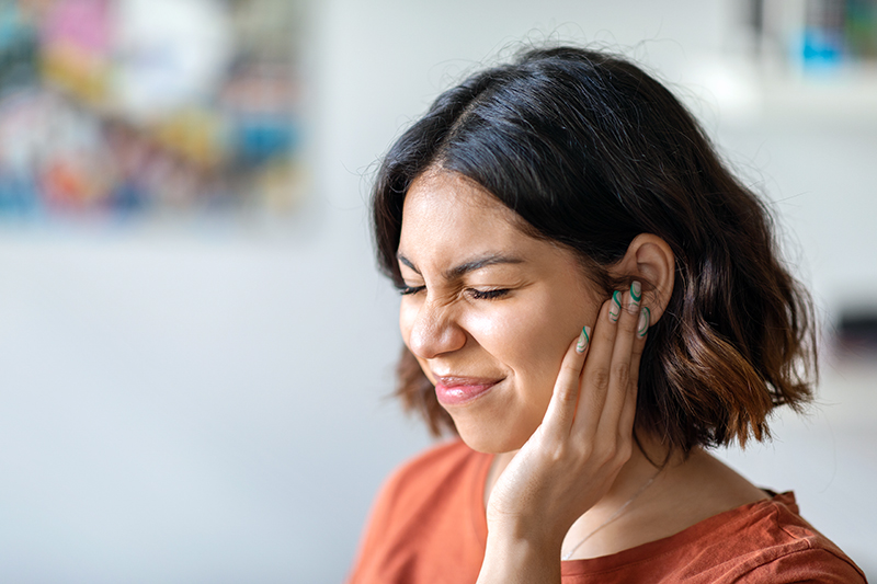 Перихондрит: основні симптоми інфекції вуха