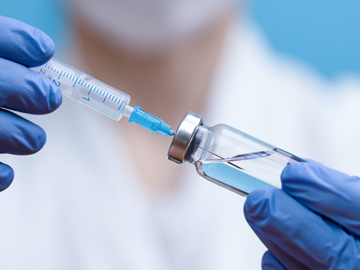Проведення профілактичної вакцинації в аптеках: що відомо про нововведення?
