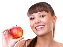 яблоки улучшают пищеварение